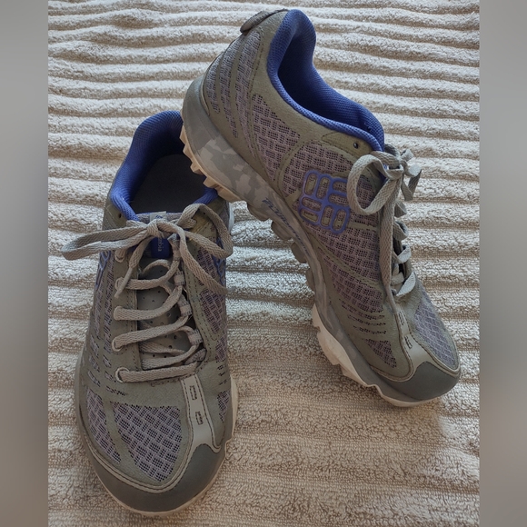 Columbia Shoes - Columbia Women’s Size 7.5 Techlite Fluidframe Omni-Grip Trail Shoes